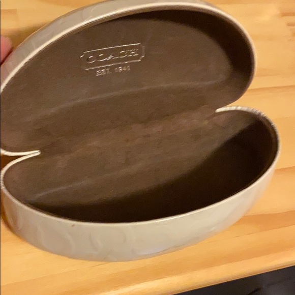 Hard Coach glasses case - Picture 6 of 6